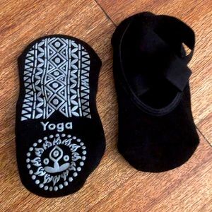 YOGA active footwear